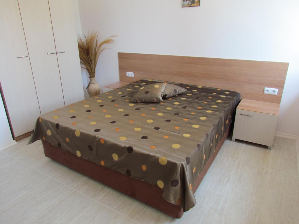 Ganozliev'S Apartments In Kavatsi Area سوزوبول الغرفة الصورة