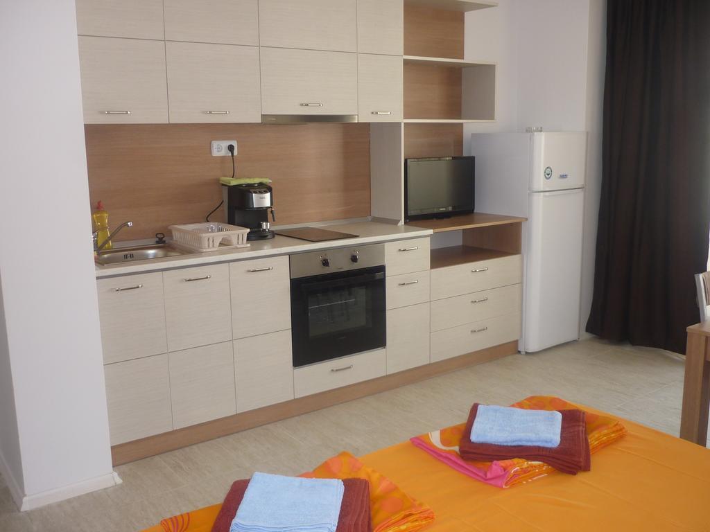 Ganozliev'S Apartments In Kavatsi Area سوزوبول المظهر الخارجي الصورة